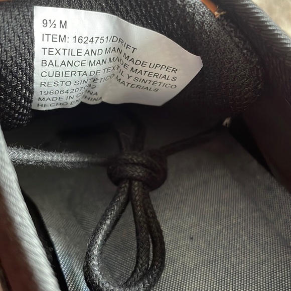 IZOD - Men’s Memory Foam Sneakers - Picture 5 of 7